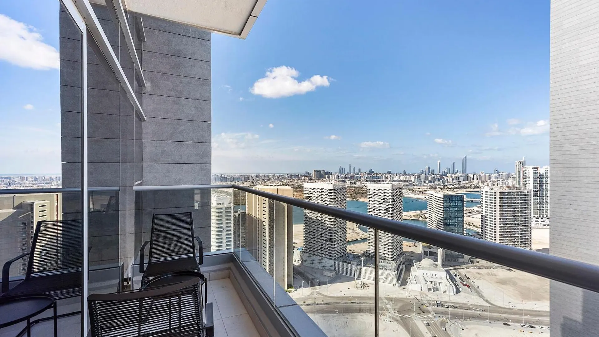 Silkhaus Chic 1 Bdr | Reem Central Park Nearby 阿布扎比 公寓